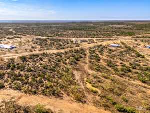 15016 E FM 1929 (47)