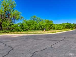 4310 River Falls Ct (2)