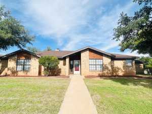 3802 Lake Ridge Dr