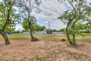 1307 East Ave (17)