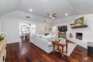 4102 Southland Blvd (7)