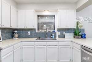 4102 Southland Blvd (8)