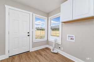 306 E 38th St (19)