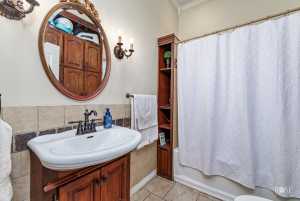 1325 S David St (21)