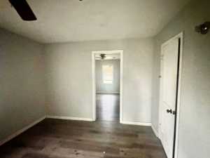 3201 Travis St (5)