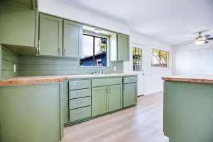 131 Oakwood St (11)