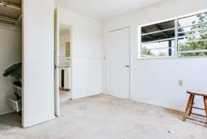 131 Oakwood St (30)