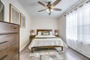 1710 W Ave H (19)