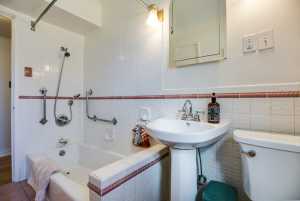 1211 S Madison St (27)