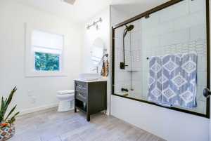 1211 S Madison St (39)