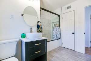 1211 S Madison St (40)