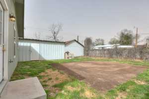 106 Highland Blvd (3)
