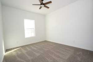 622 E 17th St (13)