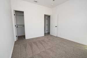 622 E 17th St (14)
