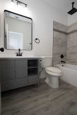 622 E 17th St (31)
