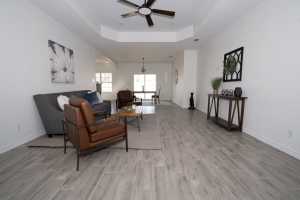 622 E 17th St (3)