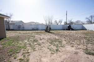 622 E 17th St (29)