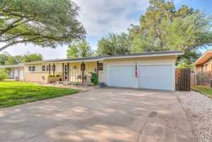 2619 University Ave