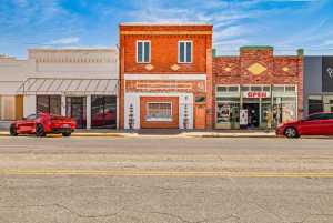 224 N Chadbourne St (2)