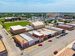 224 N Chadbourne St (27)