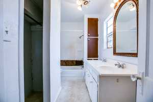 405 W James Ave (26)