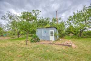 405 W James Ave (31)