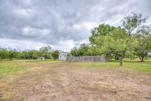 405 W James Ave (33)