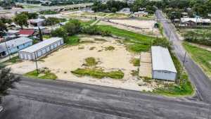 1302 Ave A (3)