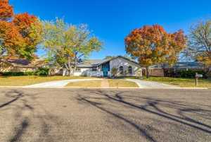 2834 Chimney Rock Lane (27)