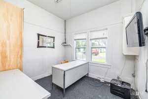 1823 Freeland Ave (16)