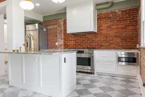 610 W Ave C (11)