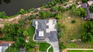 610 W Ave C (3)