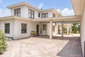 610 W Ave C (9)