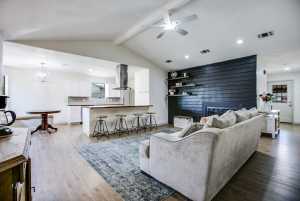 1106 Gregory Dr (6)