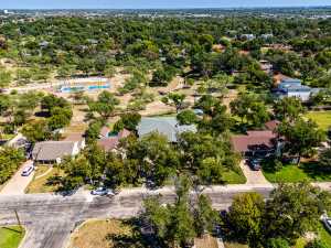 1306 S Monroe St (61)