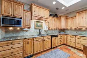 1306 S Monroe St (8)
