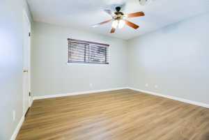 2946 Cumberland Dr (32)