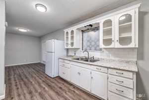 2011 Edmund Blvd (12)