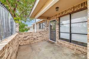 2011 Edmund Blvd (5)