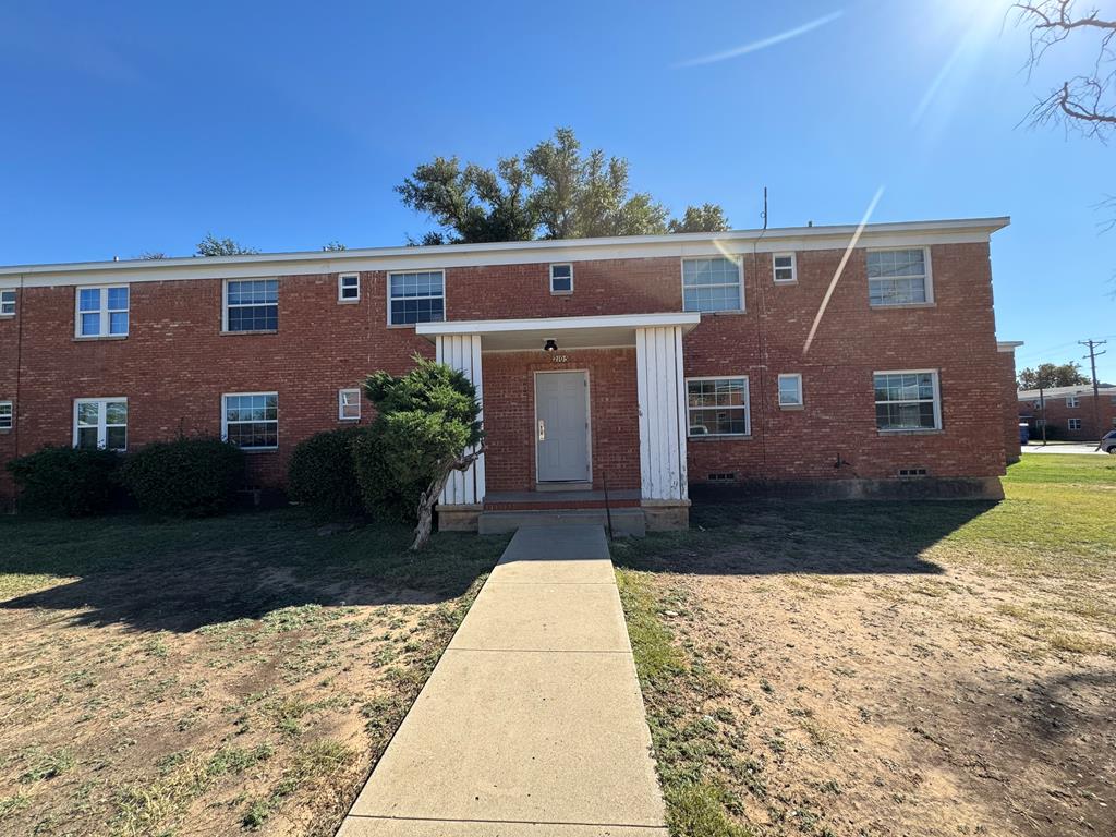 2105 Colorado Ave
