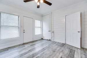 1205 S Bell St (11)