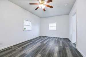 1205 S Bell St (14)