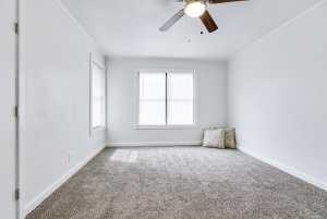 1205 S Bell St (21)
