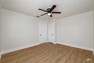 310 E 38th St (16)