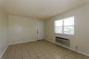 1901 Pulliam St (4)