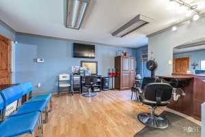902 E 19th St (6)