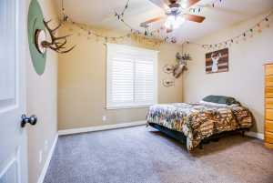 8146 McCormick Dr (31)