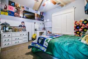8146 McCormick Dr (36)