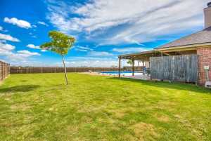 8146 McCormick Dr (37)