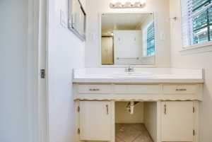 16 N Adams St (24)